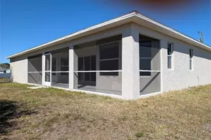 1034 SE 5th Pl, Cape Coral, FL 33990 - Photo 11