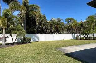 663 Astarias Cir, Fort Myers, FL 33919 - Photo 27