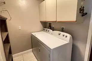 663 Astarias Cir, Fort Myers, FL 33919 - Photo 23