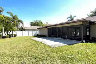 663 Astarias Cir, Fort Myers, FL 33919 - Photo 25