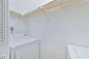 1563 Park Meadows Dr, Fort Myers, FL 33907 - Photo 11