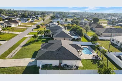328 SW 19th Ter, Cape Coral, FL 33991 - Photo 5