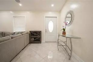 328 SW 19th Terrace, Cape Coral, FL 33991 - Photo 9