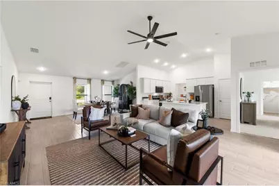 1613 NE 2nd Pl, Cape Coral, FL 33909 - Photo 7