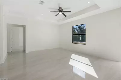 2512 61st St W, Lehigh Acres, FL 33971 - Photo 9