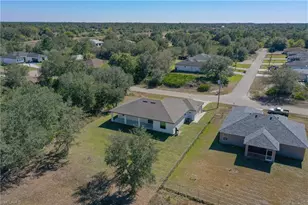 2512 61st St W, Lehigh Acres, FL 33971 - Photo 27