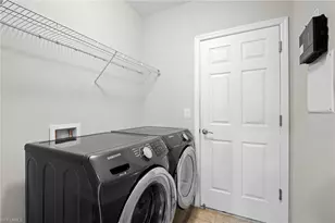 4290 Dutchess Park Rd, Fort Myers, FL 33916 - Photo 21