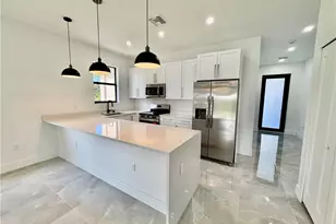 1122 Craft St E, Lehigh Acres, FL 33974 - Photo 3