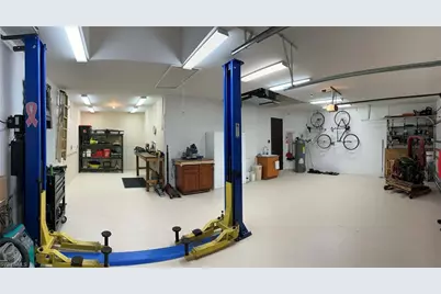 1924 SW 17th Pl, Cape Coral, FL 33991 - Photo 33