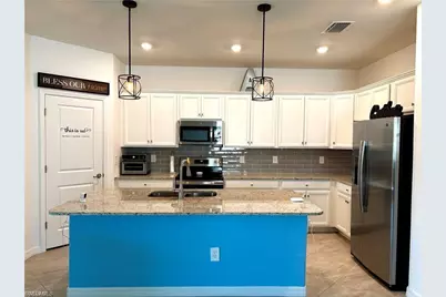 3625 Passion Vine Dr, Alva, FL 33920 - Photo 5