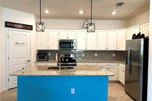 3625 Passion Vine Dr, Alva, FL 33920 - Photo 5