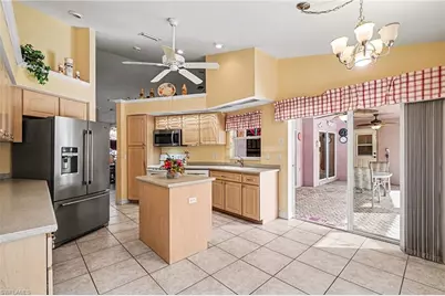 2914 SW 26th St, Cape Coral, FL 33914 - Photo 9