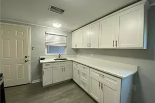 1539 Piney Rd, North Fort Myers, FL 33903 - Photo 7