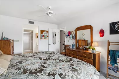 5810 Trailwinds Dr #912, Fort Myers, FL 33907 - Photo 9