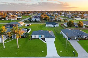 1706 NW 5th St, Cape Coral, FL 33993 - Photo 7