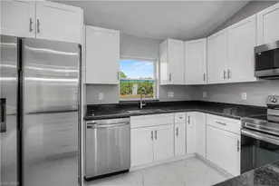 5033 N Peachtree Circle, Labelle, FL 33935 - Photo 37