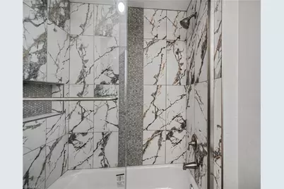 5033 N Peachtree Cir, Labelle, FL 33935 - Photo 9