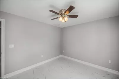 5033 N Peachtree Cir, Labelle, FL 33935 - Photo 11