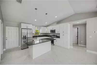 5033 N Peachtree Cir, Labelle, FL 33935 - Photo 33