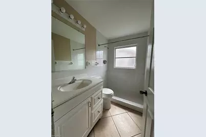 1304 SE 31st Ter, Cape Coral, FL 33904 - Photo 5