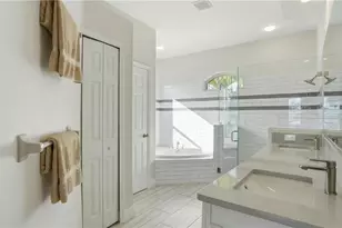 5267 Stratford Ct, Cape Coral, FL 33904 - Photo 17