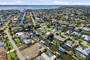 5267 Stratford Ct, Cape Coral, FL 33904 - Photo 47