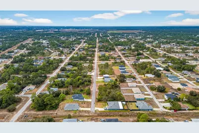 2602 39th St W, Lehigh Acres, FL 33971 - Photo 9