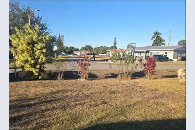 204 E Bougainvillea Rd, Lehigh Acres, FL 33936 - Photo 21