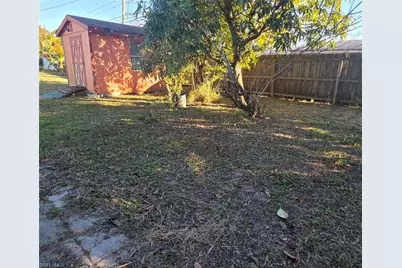 204 E Bougainvillea Rd, Lehigh Acres, FL 33936 - Photo 19