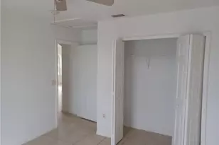 3020 SE Santa Barbara Pl, Cape Coral, FL 33904 - Photo 15