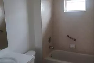 3020 SE Santa Barbara Pl, Cape Coral, FL 33904 - Photo 13