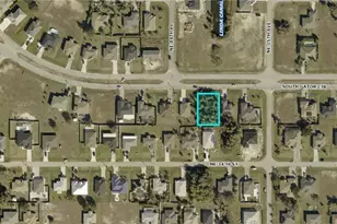 1404 S Gator Cir, Cape Coral, FL 33909 - Photo 1