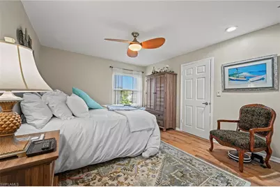 9290 Lake Park Dr #201, Fort Myers, FL 33919 - Photo 13