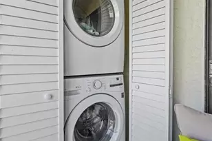 9290 Lake Park Dr, Fort Myers, FL 33919 - Photo 19