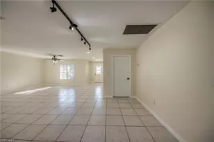 110 SE 13th Pl, Cape Coral, FL 33990 - Photo 13