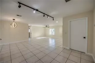 110 SE 13th Pl, Cape Coral, FL 33990 - Photo 17