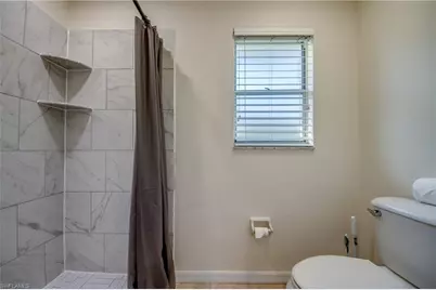 110 SE 13th Pl, Cape Coral, FL 33990 - Photo 29