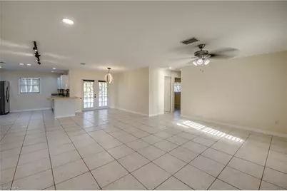 110 SE 13th Pl, Cape Coral, FL 33990 - Photo 5