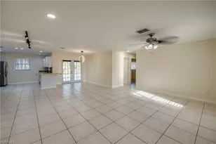 110 SE 13th Pl, Cape Coral, FL 33990 - Photo 5