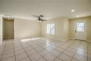 110 SE 13th Pl, Cape Coral, FL 33990 - Photo 3