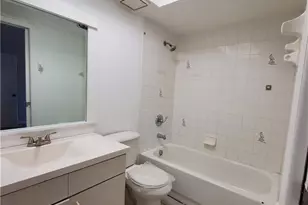 421 Hancock Bridge Pkwy, Cape Coral, FL 33990 - Photo 17