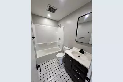 712 Camellia Dr, North Fort Myers, FL 33903 - Photo 9