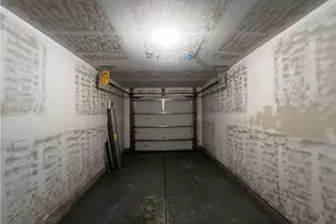 18319 Gibraltar Ln, Lehigh Acres, FL 33936 - Photo 17