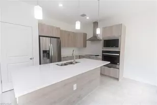 9041 Lamkin Cir, Labelle, FL 33935 - Photo 5