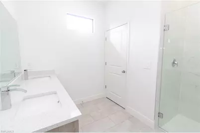 9041 Lamkin Cir, Labelle, FL 33935 - Photo 13