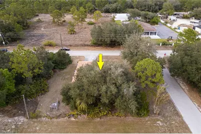 2406 E 23rd St, Alva, FL 33920 - Photo 31