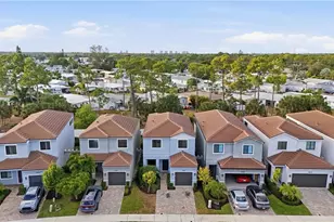 26412 Bonita Fairways Blvd, Bonita Springs, FL 34135 - Photo 3