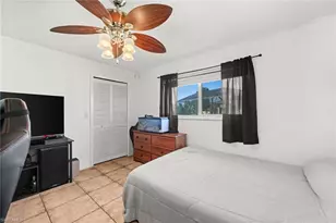 250 SW 37th Terrace, Cape Coral, FL 33914 - Photo 23