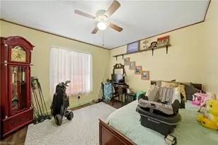 2213 NE 6th Pl, Cape Coral, FL 33909 - Photo 21