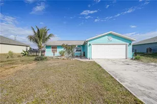 2213 NE 6th Pl, Cape Coral, FL 33909 - Photo 1